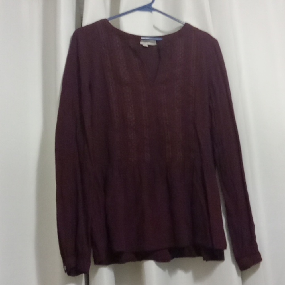 Woman's shirt